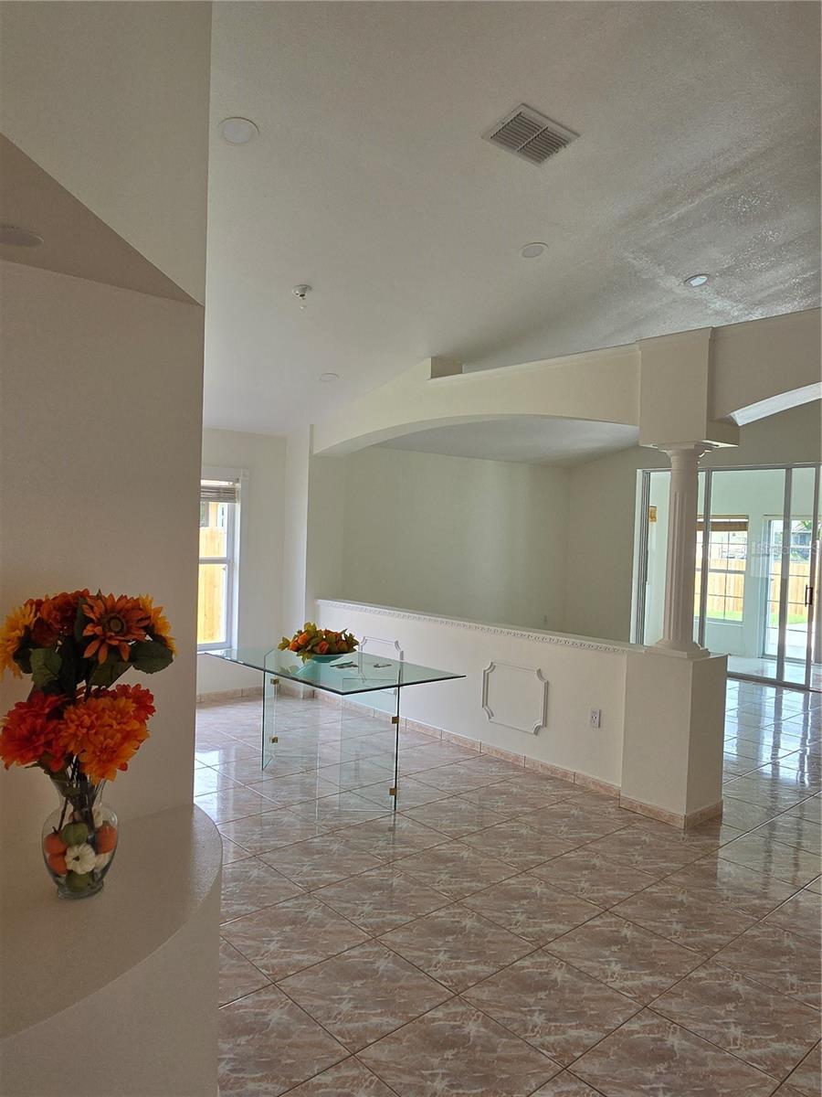 2525 Hikers Ct Property Photo 13