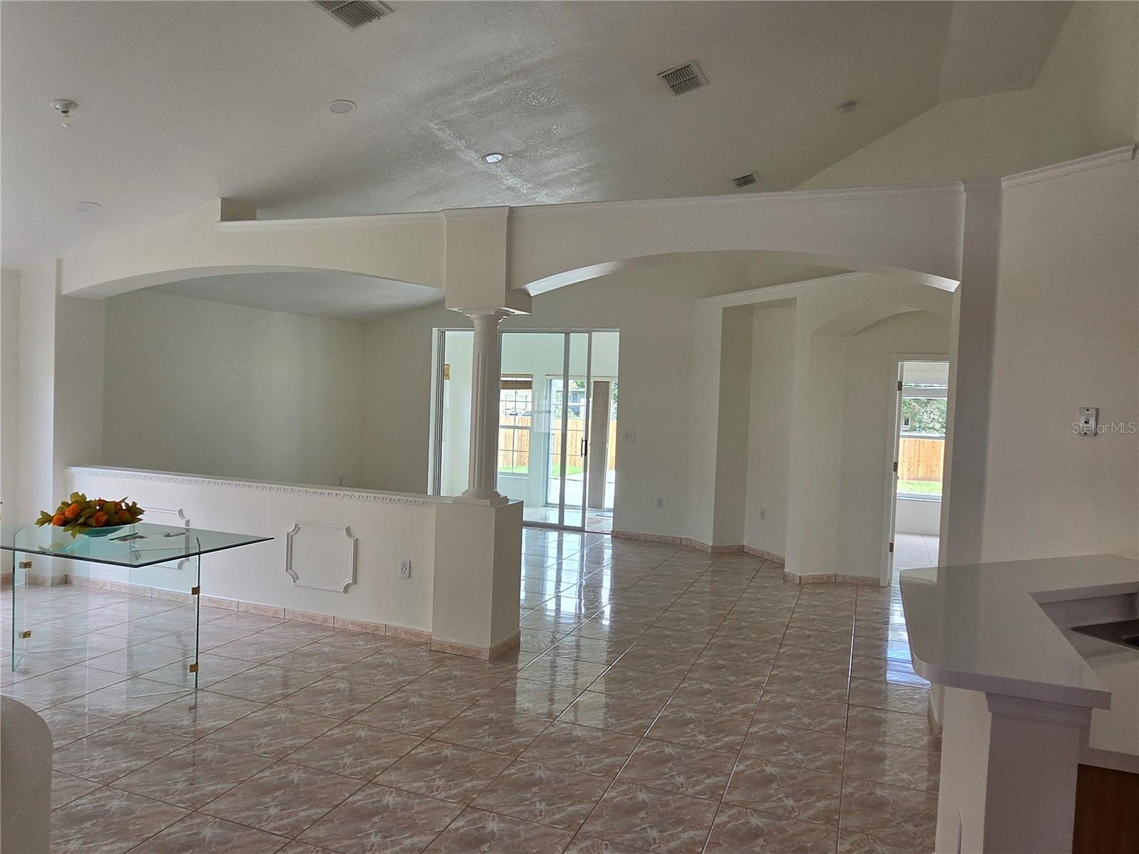 2525 Hikers Ct Property Photo 14