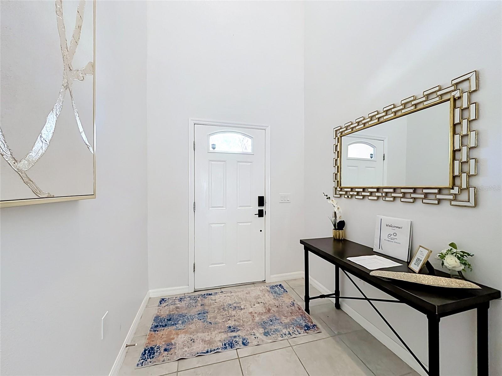 8879 Qin Loop Property Photo 3