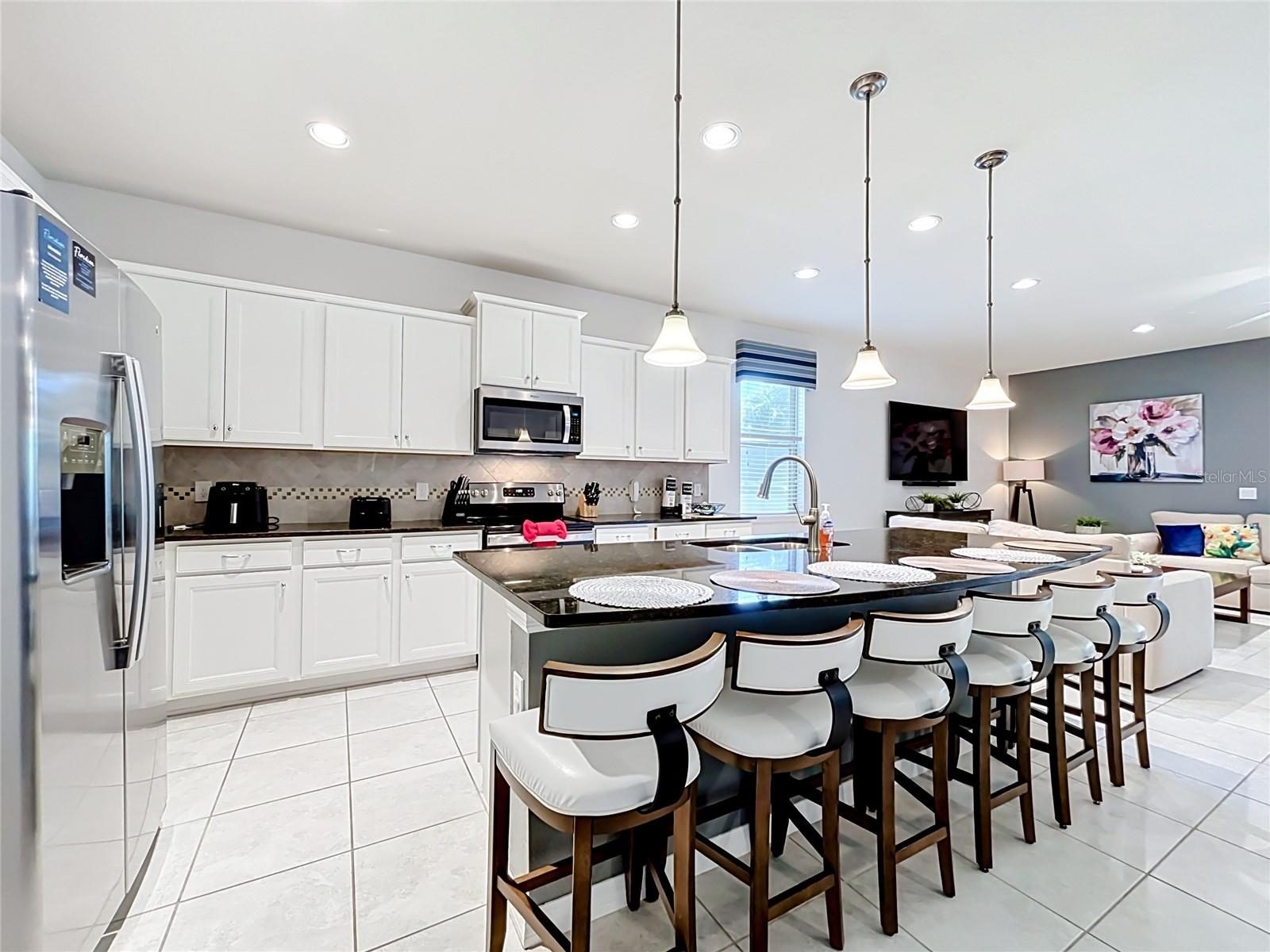 8879 Qin Loop Property Photo 7