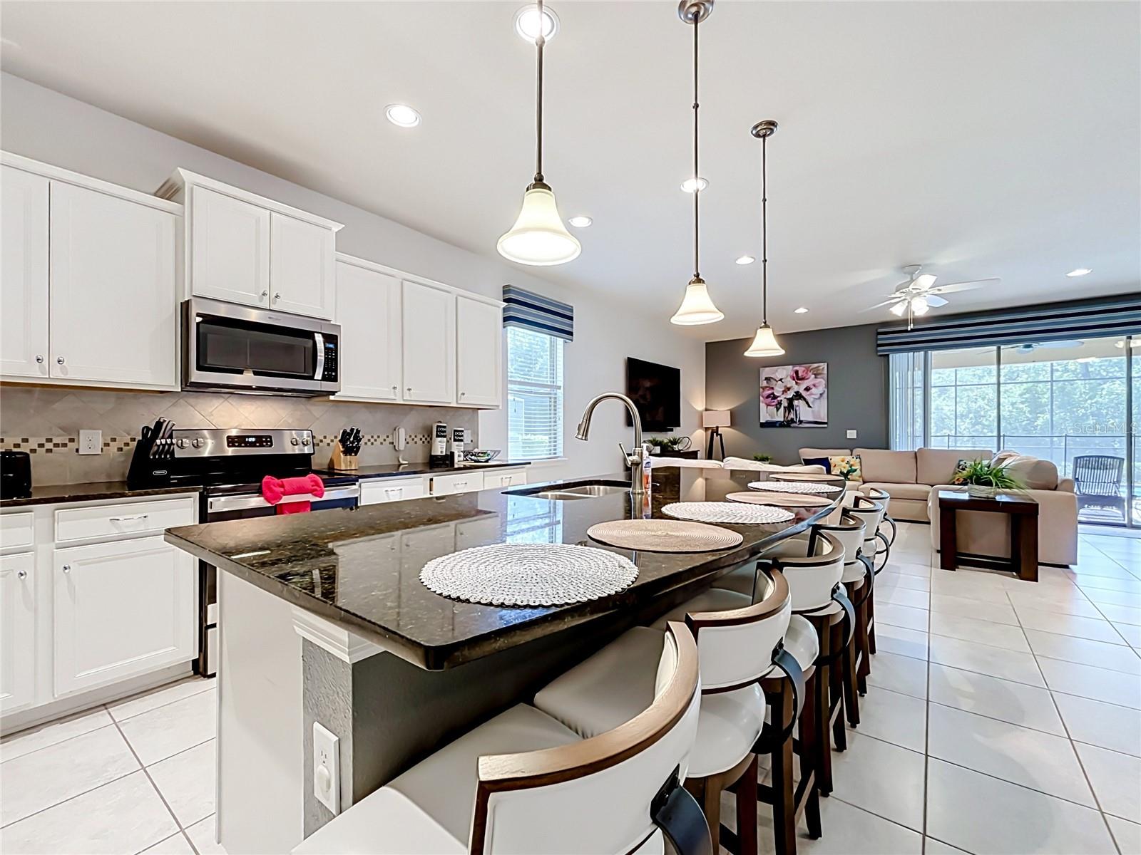 8879 Qin Loop Property Photo 8