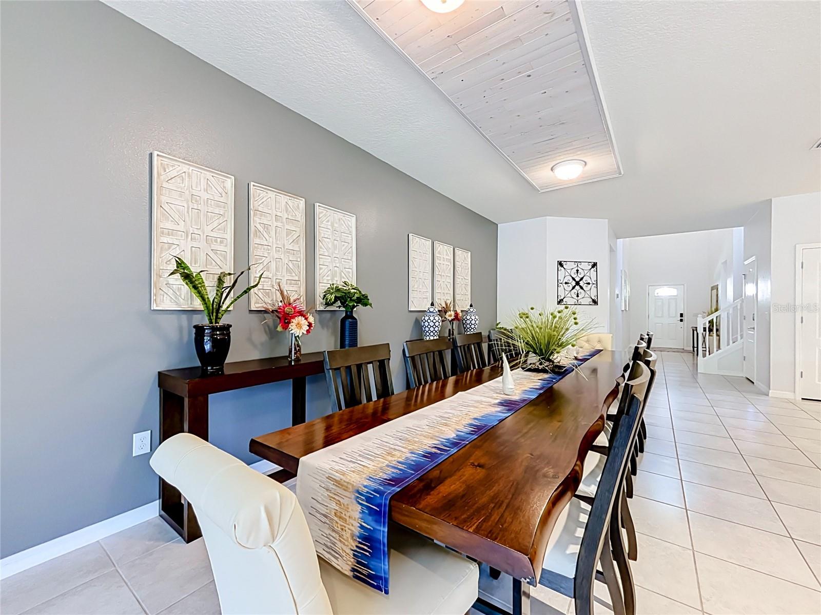 8879 Qin Loop Property Photo 19