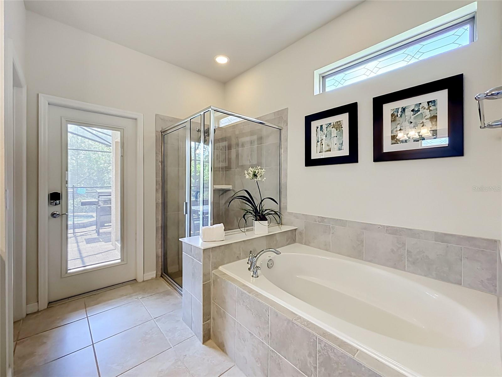 8879 Qin Loop Property Photo 26