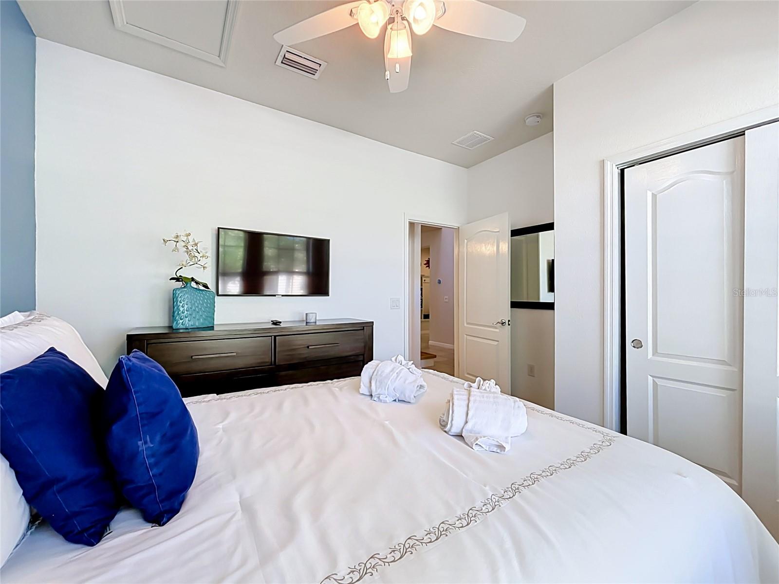 8879 Qin Loop Property Photo 32
