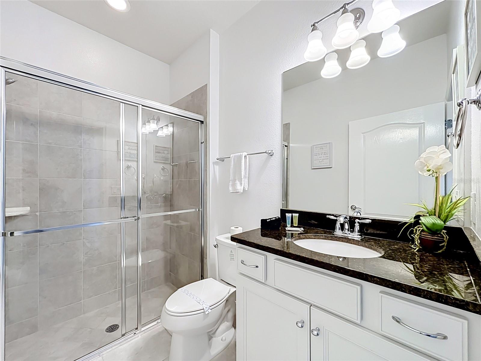 8879 Qin Loop Property Photo 33