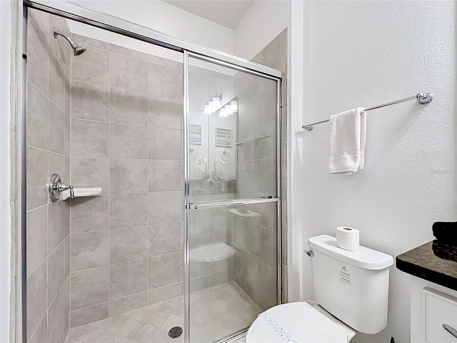 8879 Qin Loop Property Photo 35