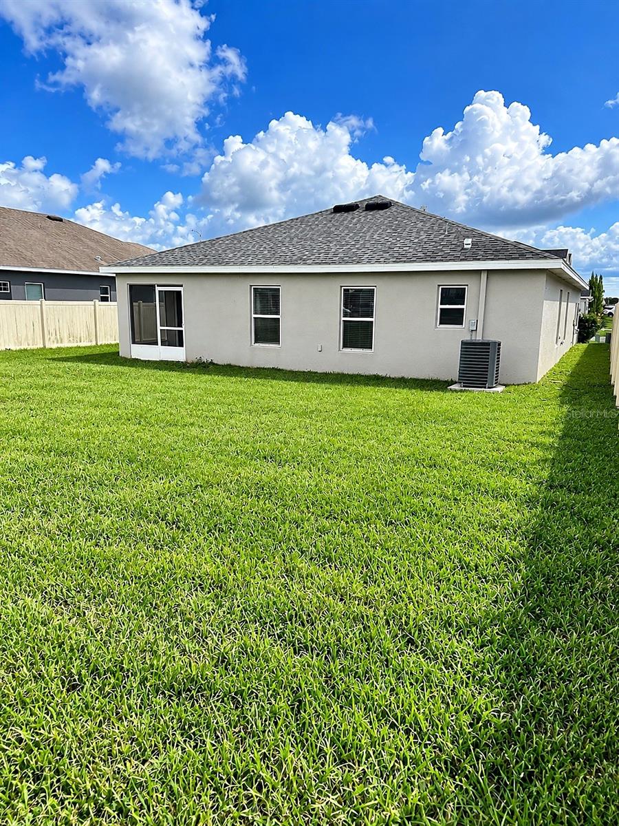 824 Vienna Dr Property Photo 24