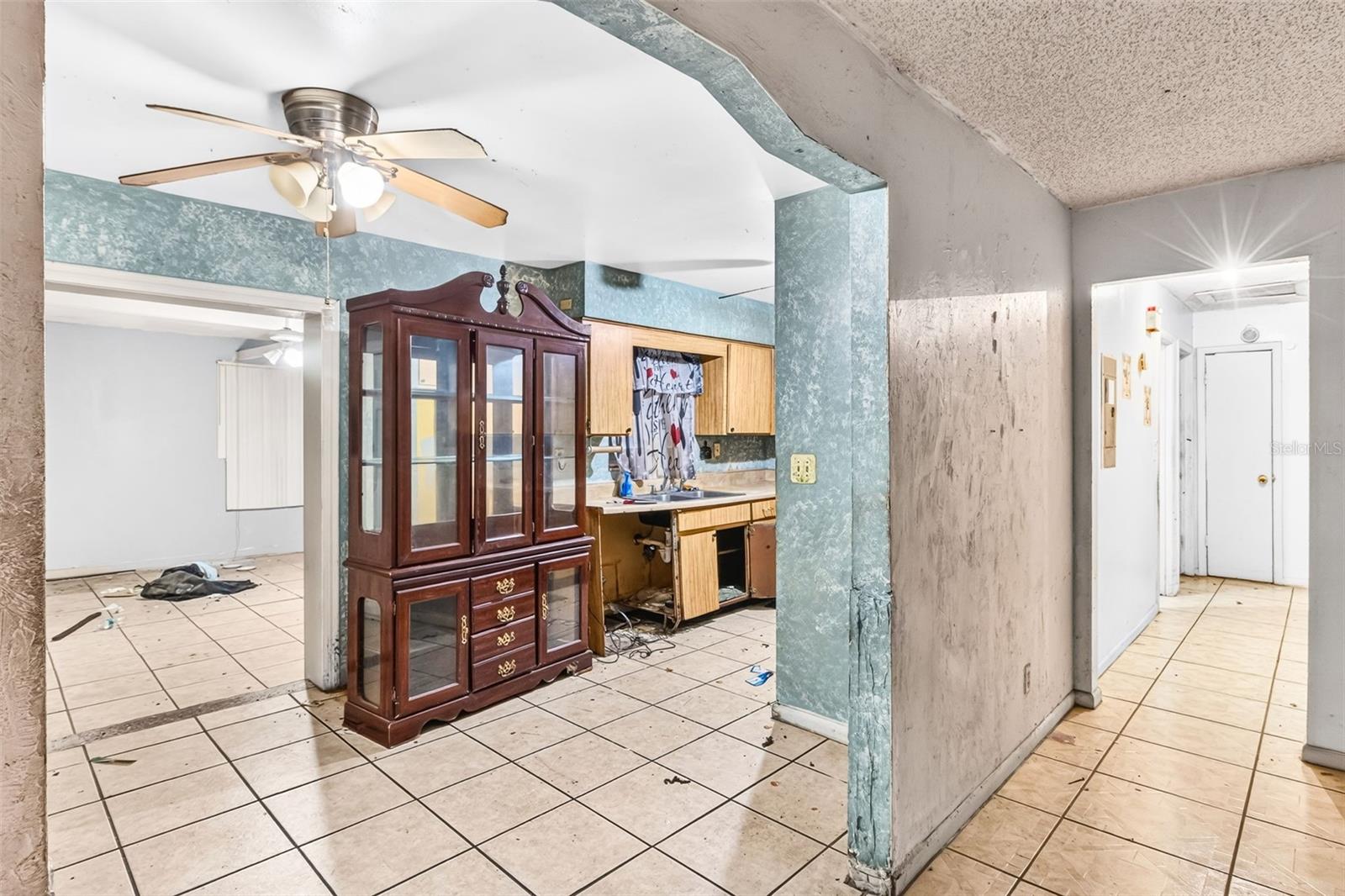 8545 Gold Ridge Cir Property Photo 14