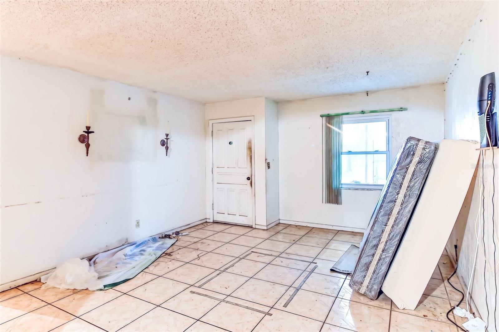 8545 Gold Ridge Cir Property Photo 15