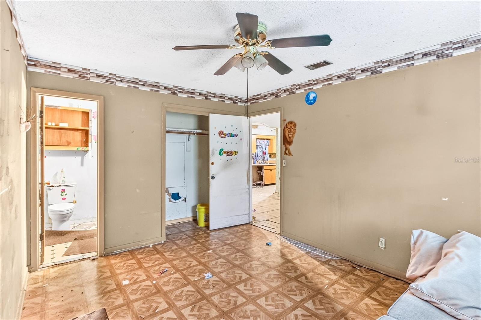 8545 Gold Ridge Cir Property Photo 18