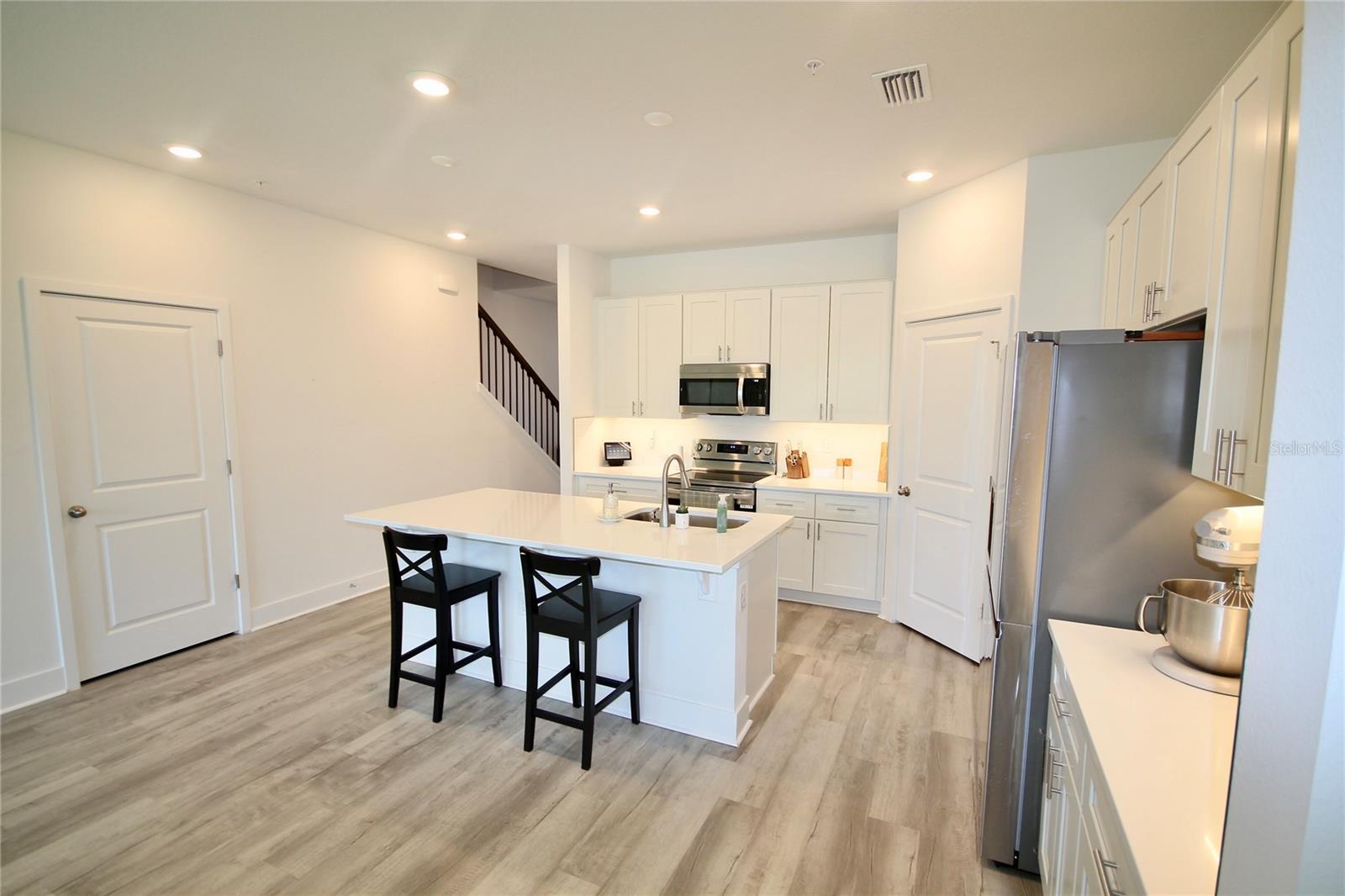 1138 Desert Candle Dr Property Photo 8