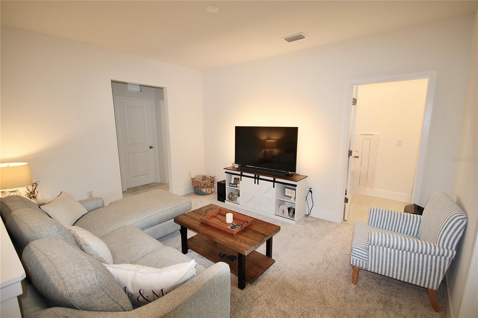 1138 Desert Candle Dr Property Photo 15