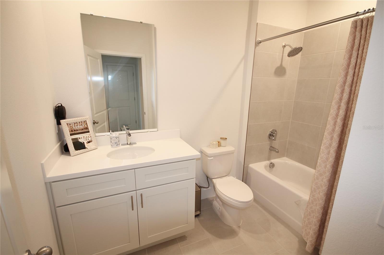 1138 Desert Candle Dr Property Photo 25