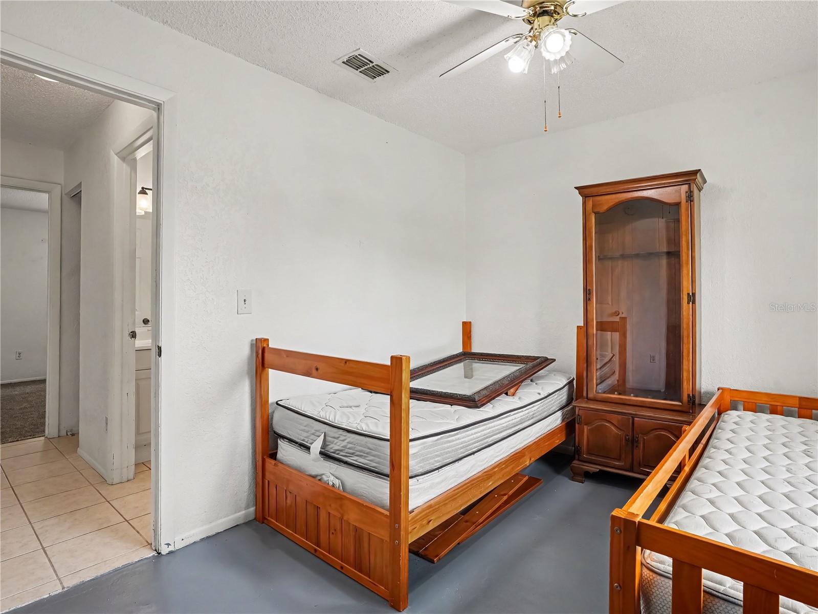 6655 Merle St Property Photo 6