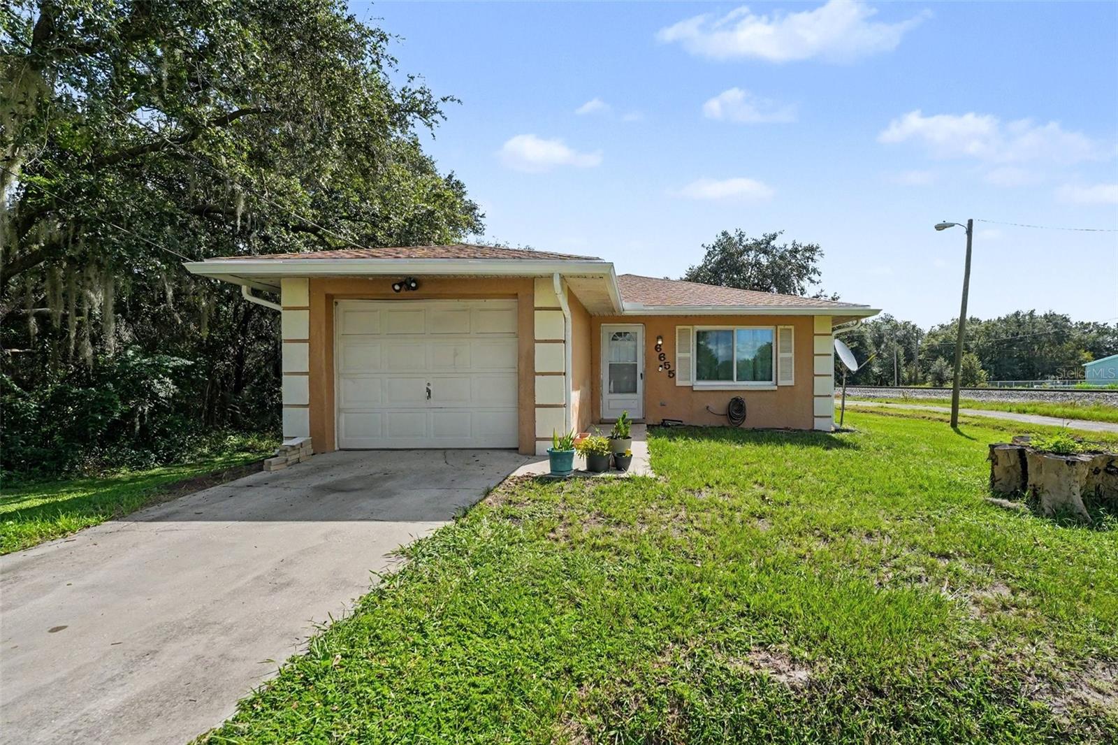 6655 Merle St Property Photo 1