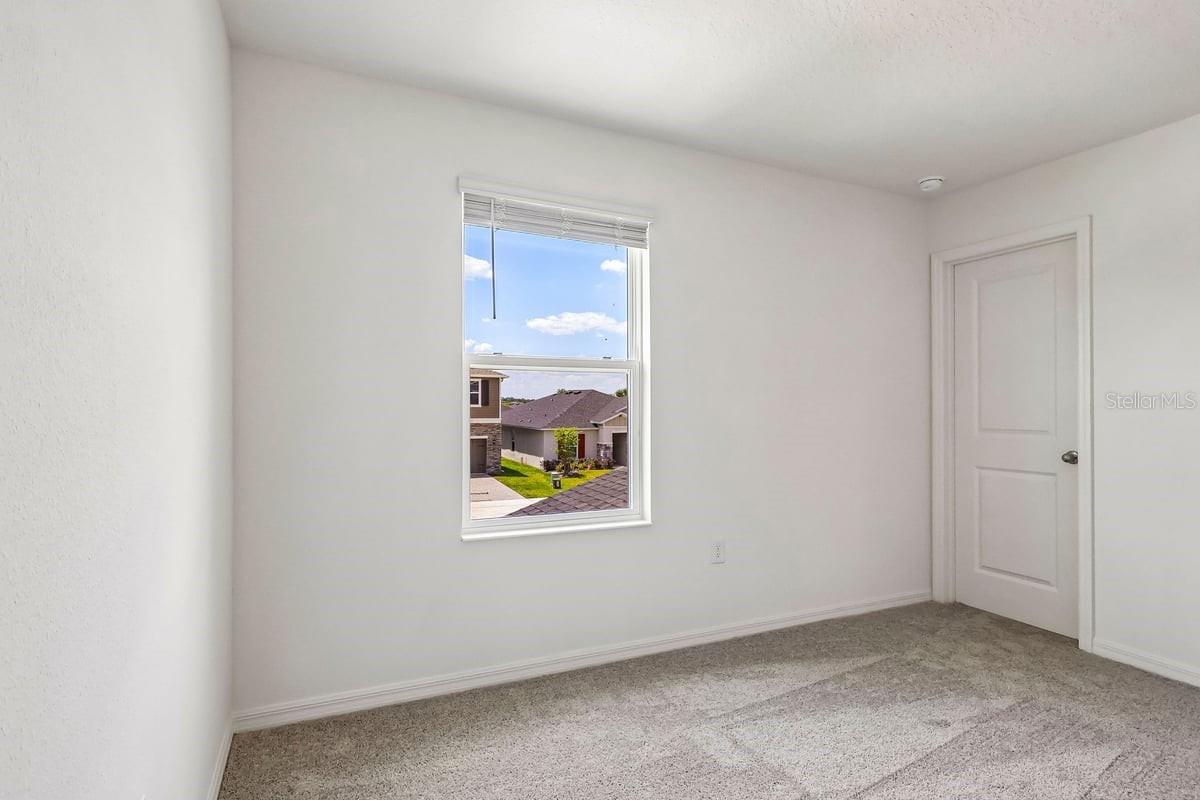 627 Meadows Edge Pl Property Photo 12