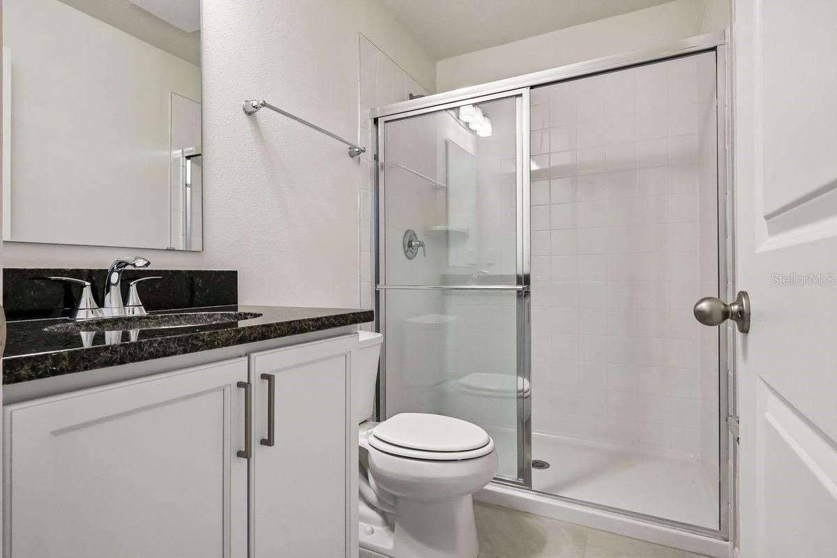 627 Meadows Edge Pl Property Photo 13