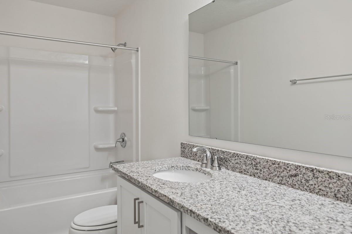 631 Meadows Edge Pl Property Photo 11