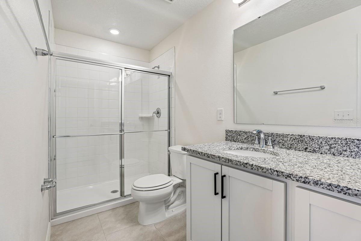 647 Meadows Edge Pl Property Photo 12