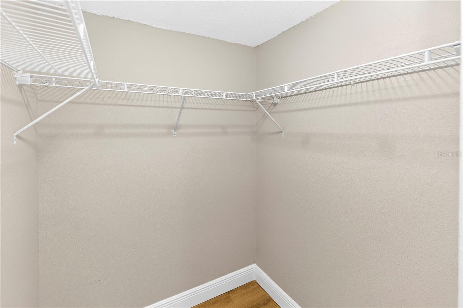 136 Glendale Dr Property Photo 22