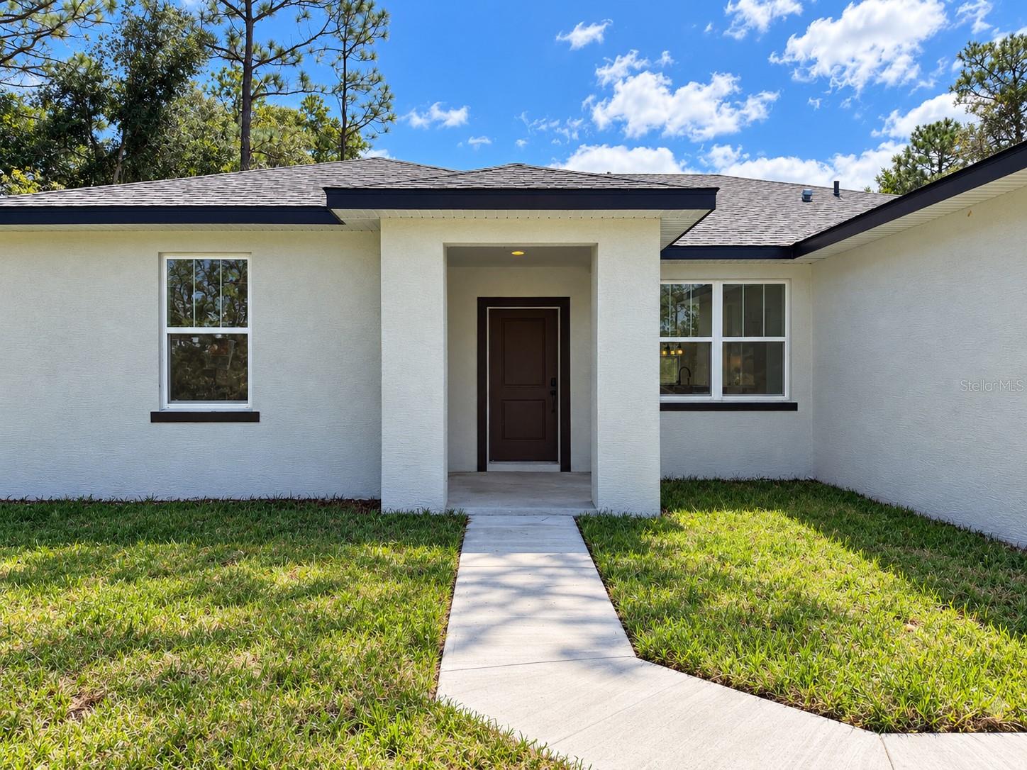 8203 N Triana Dr Property Photo 2
