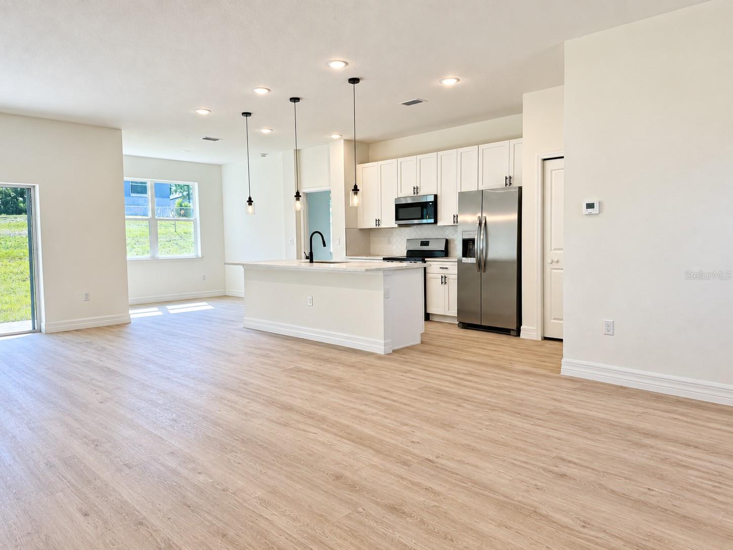 8203 N Triana Dr Property Photo 6