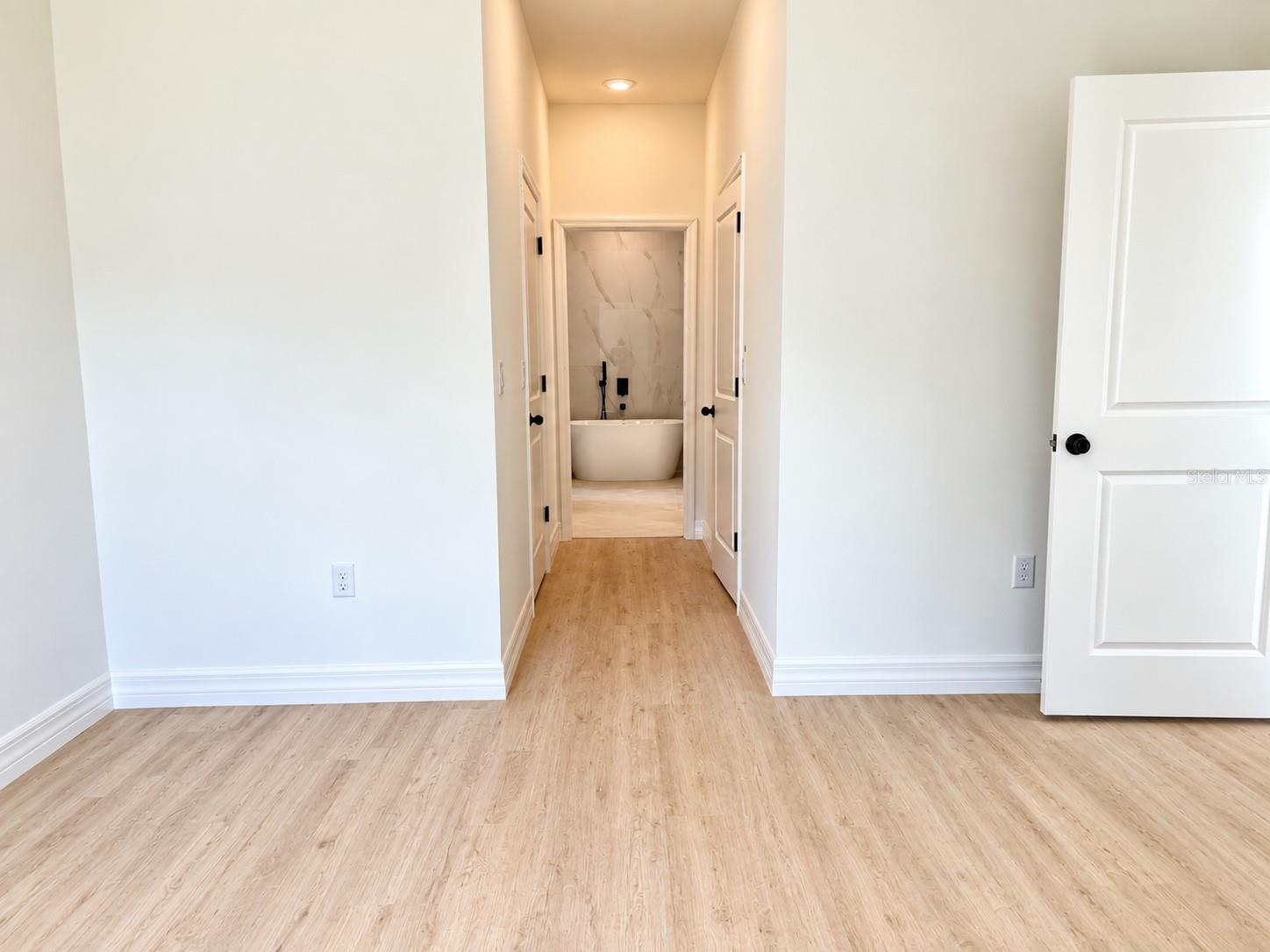 8203 N Triana Dr Property Photo 8
