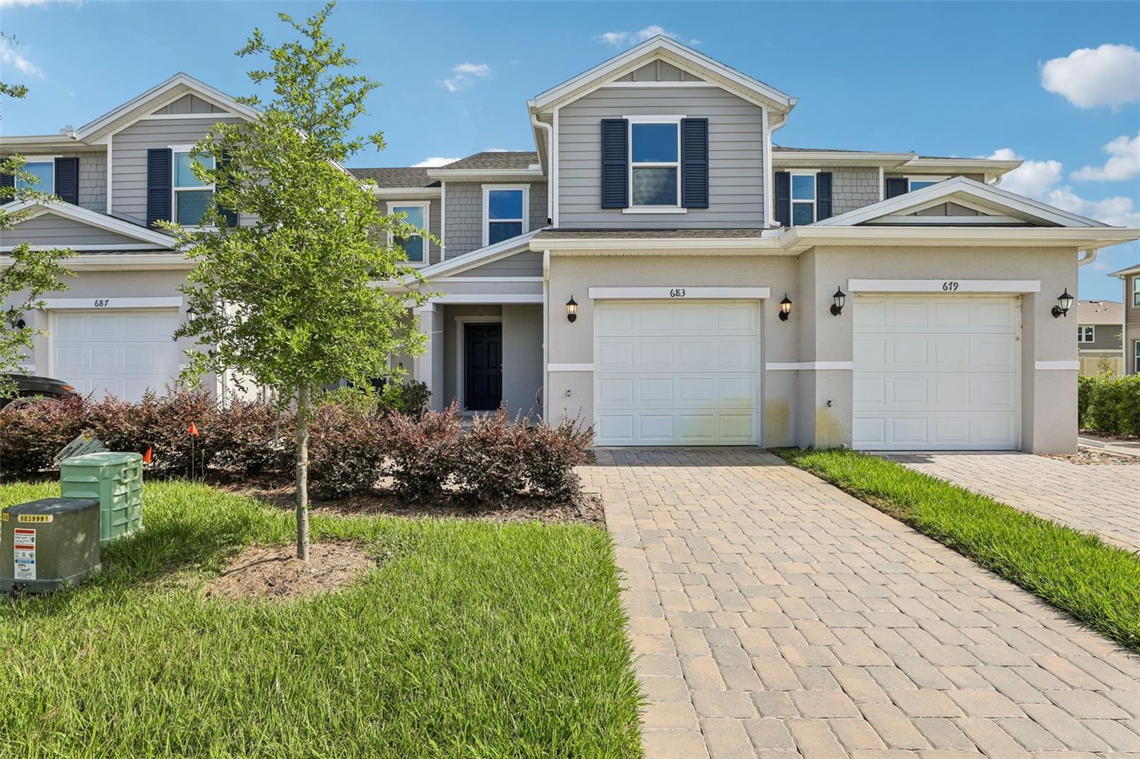 683 MEADOWS EDGE PL Property Photo 1