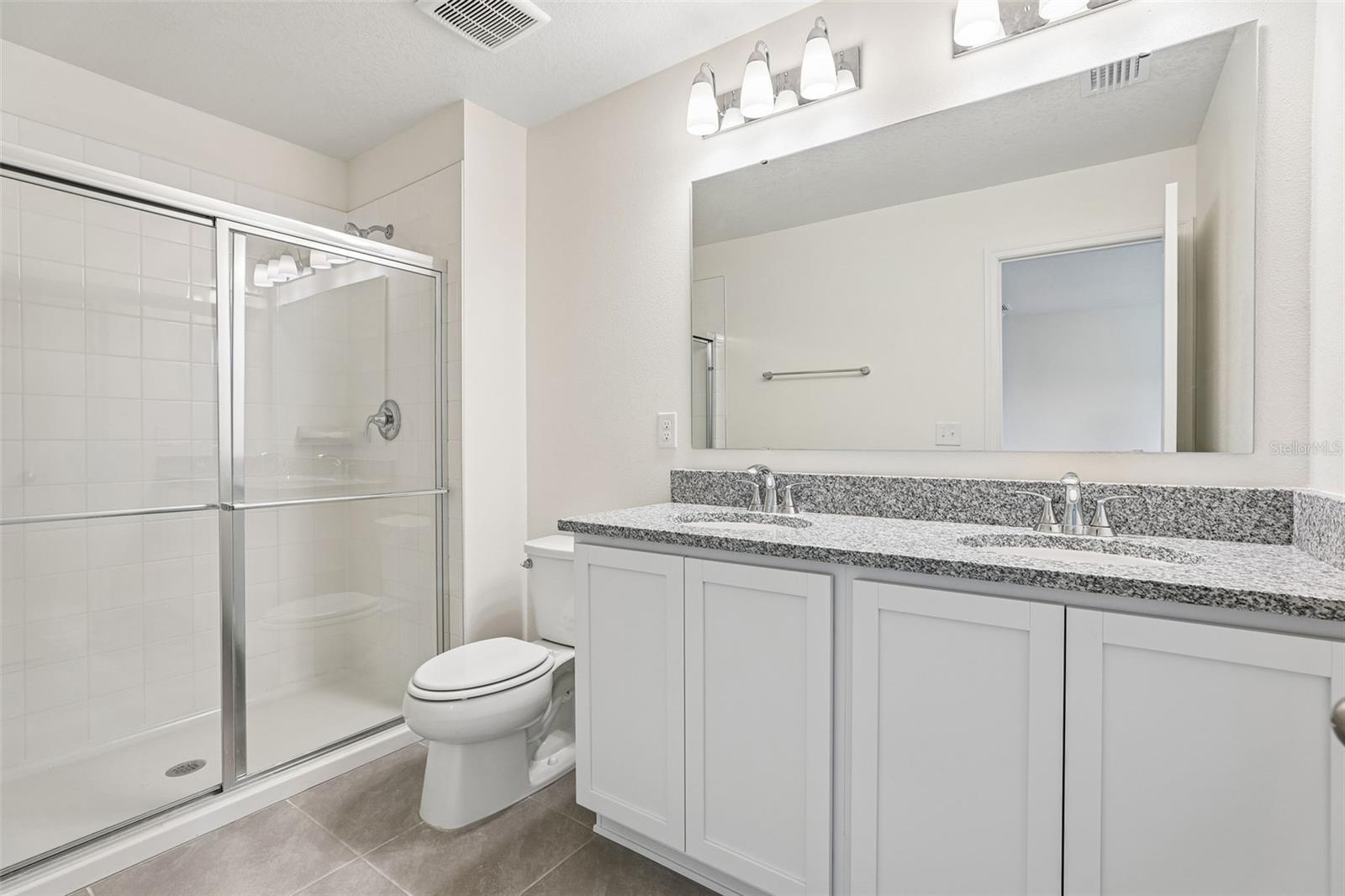 683 Meadows Edge Pl Property Photo 9