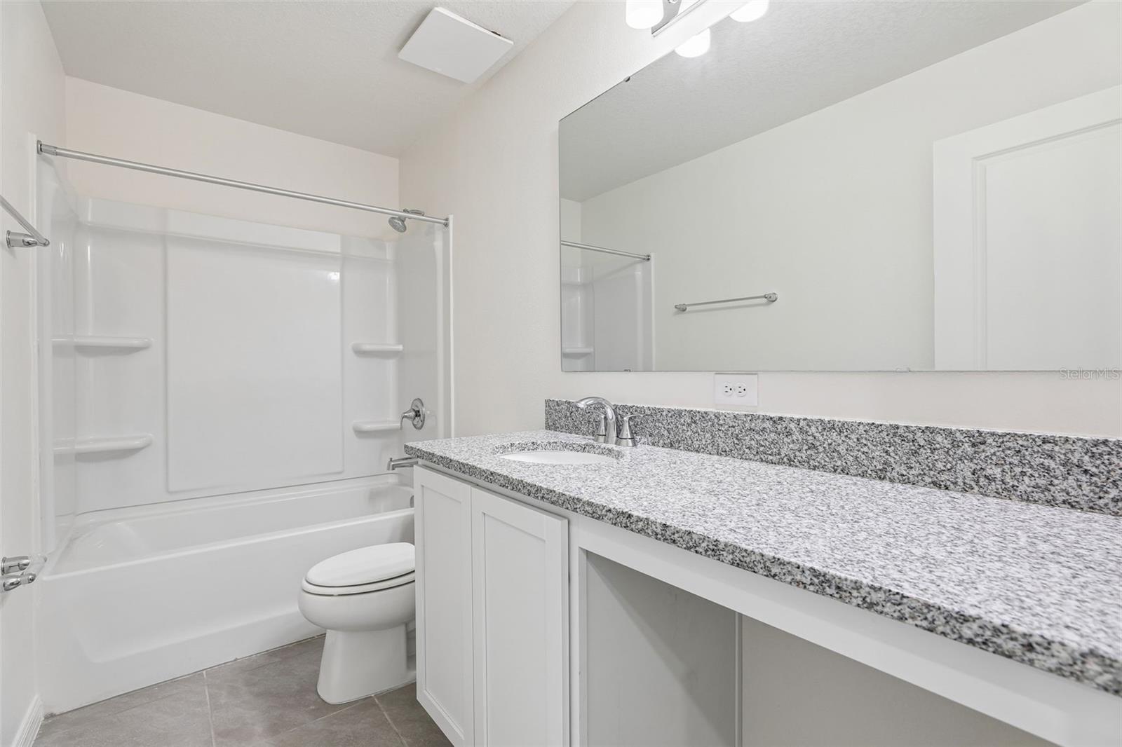 683 Meadows Edge Pl Property Photo 10