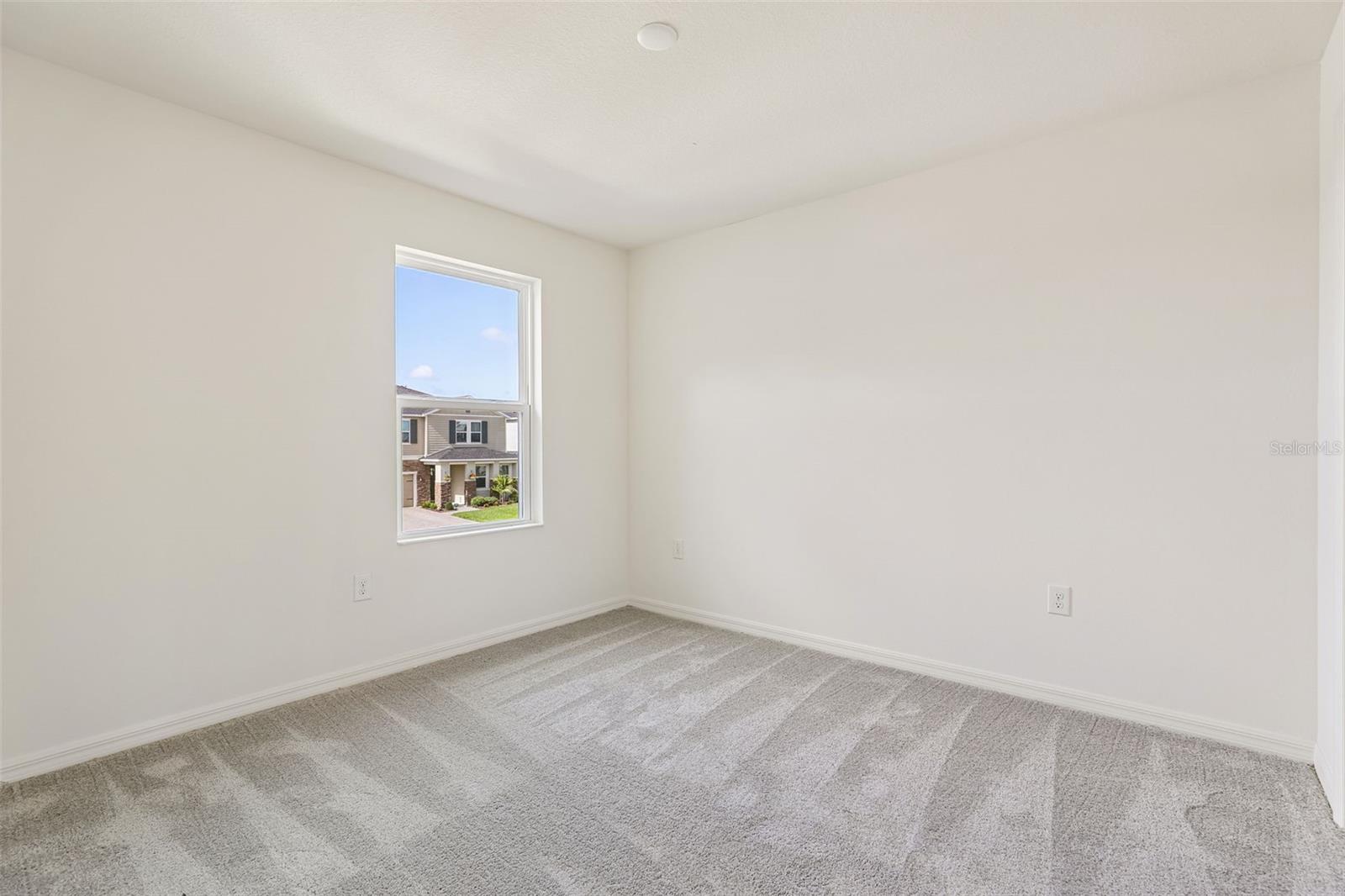 683 Meadows Edge Pl Property Photo 11