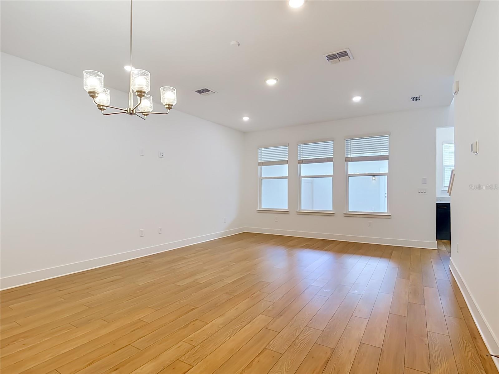 13504 Autumn Harvest Ave Property Photo 14