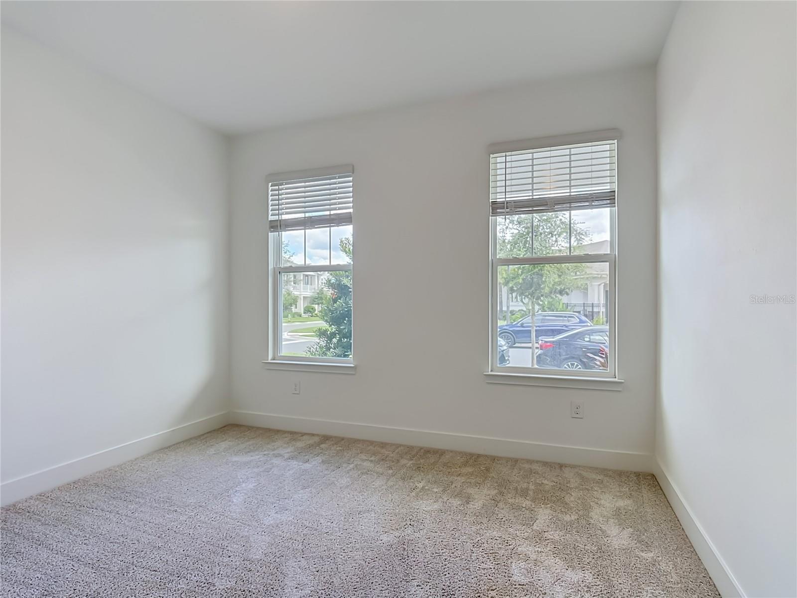 13504 Autumn Harvest Ave Property Photo 16
