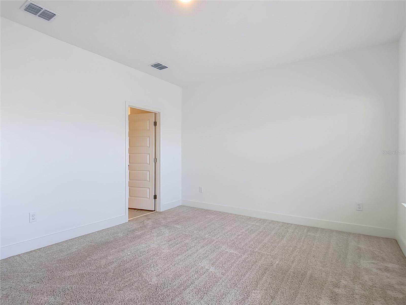 13504 Autumn Harvest Ave Property Photo 22