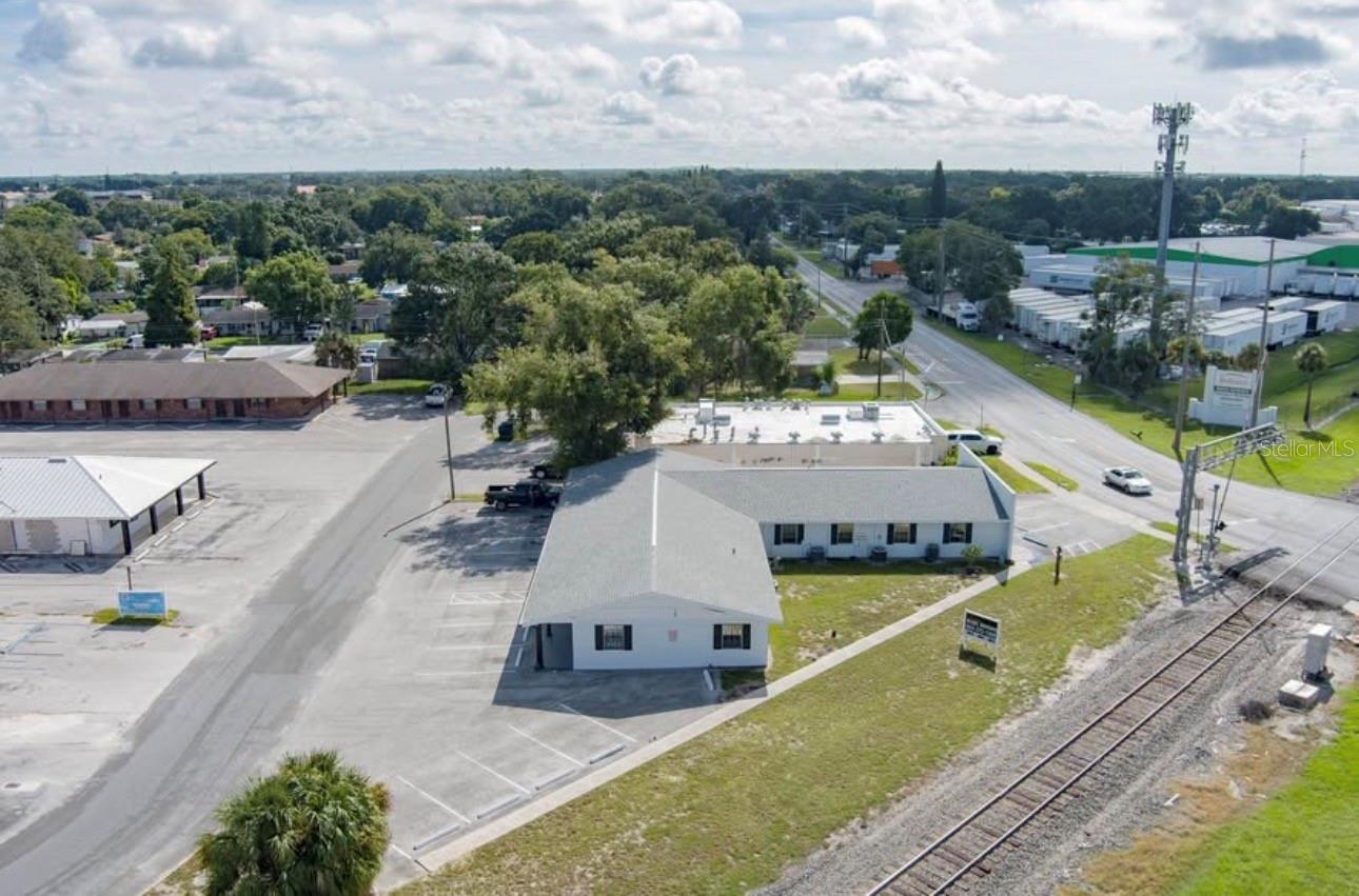 1517 COMMERCIAL PARK DR