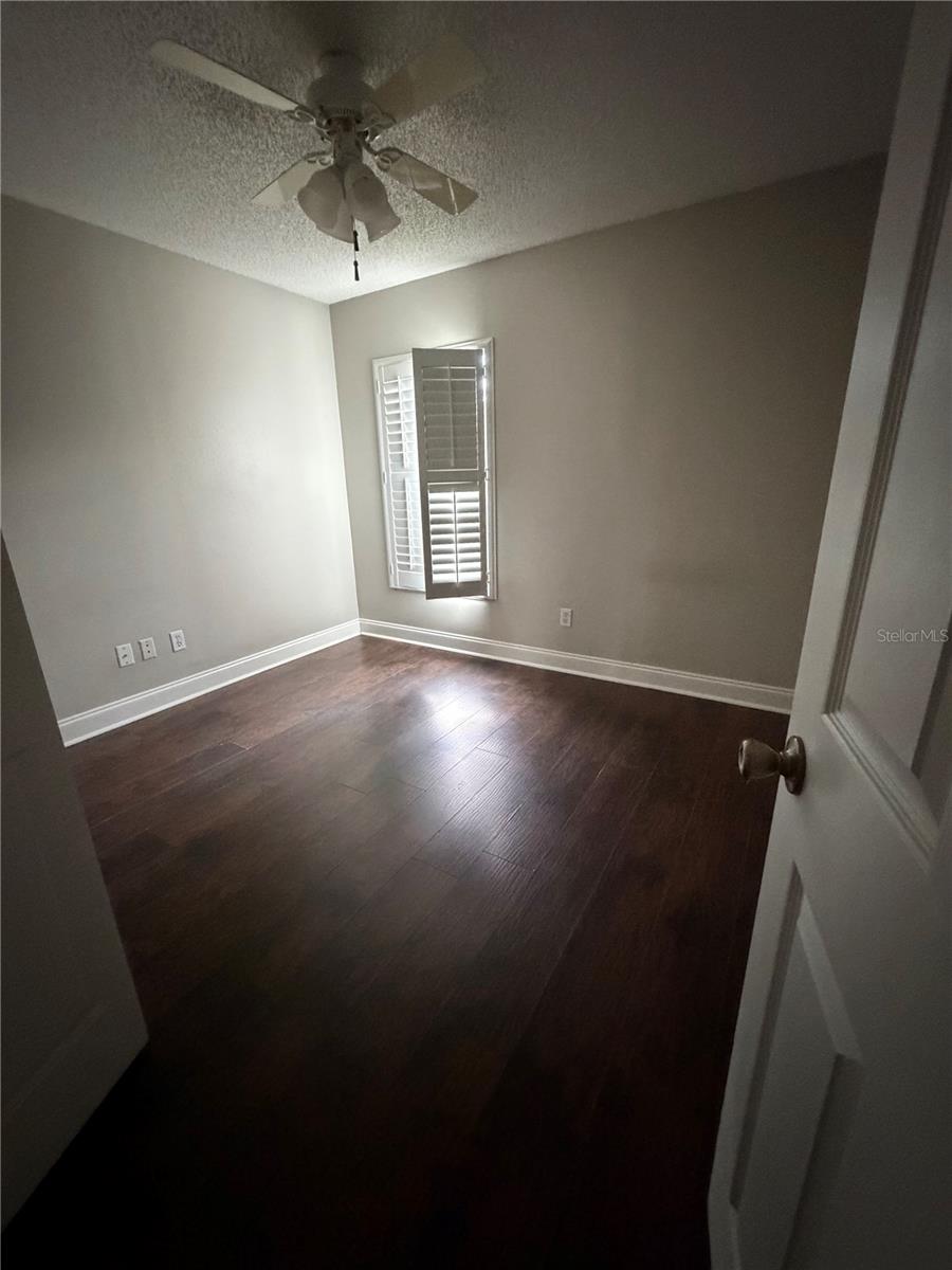 4185 Shadow Creek Cir Property Photo 5