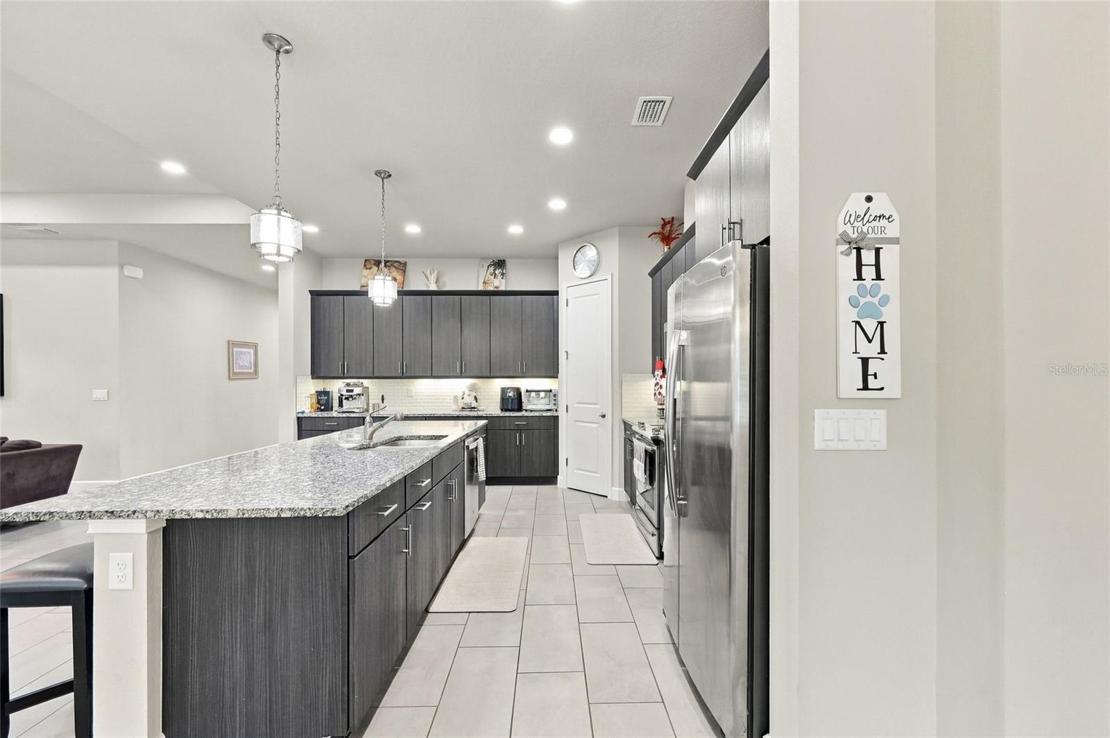 401 Nottinghill St Property Photo 13