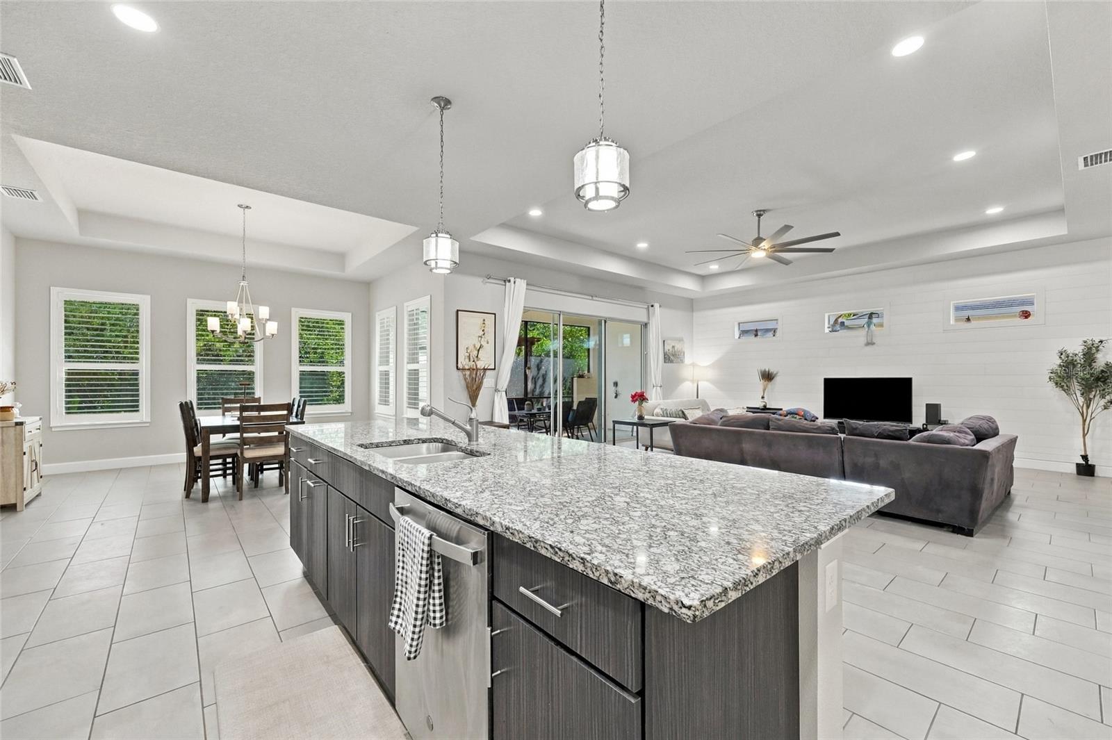 401 Nottinghill St Property Photo 14