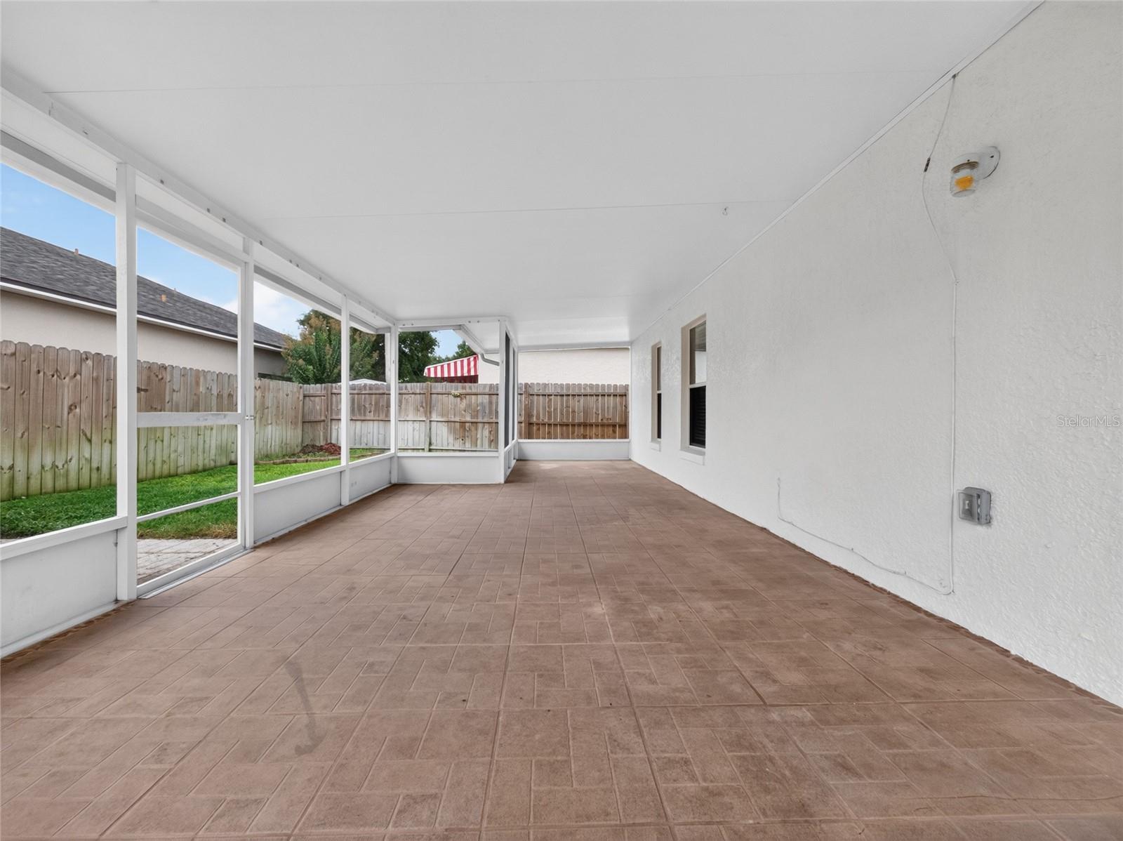 103 Prince Pl Property Photo 18