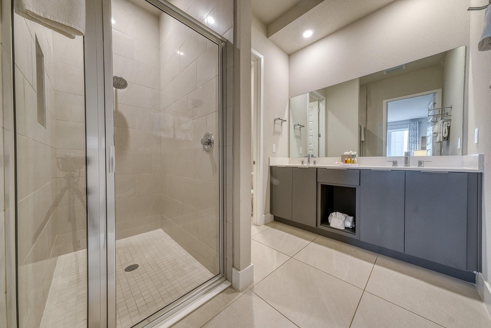 7770 Sandy Ridge Dr #113 Property Photo 29