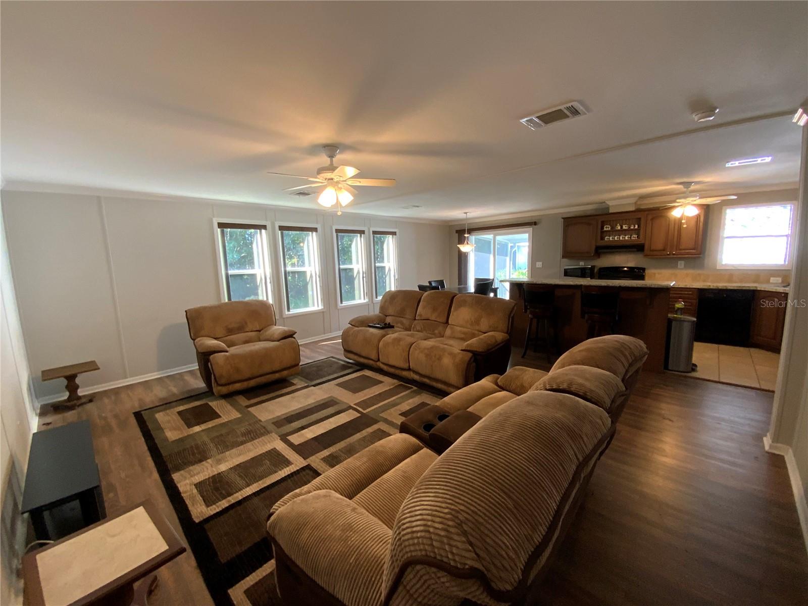 7832 Walkers Cay Ave Property Photo 8