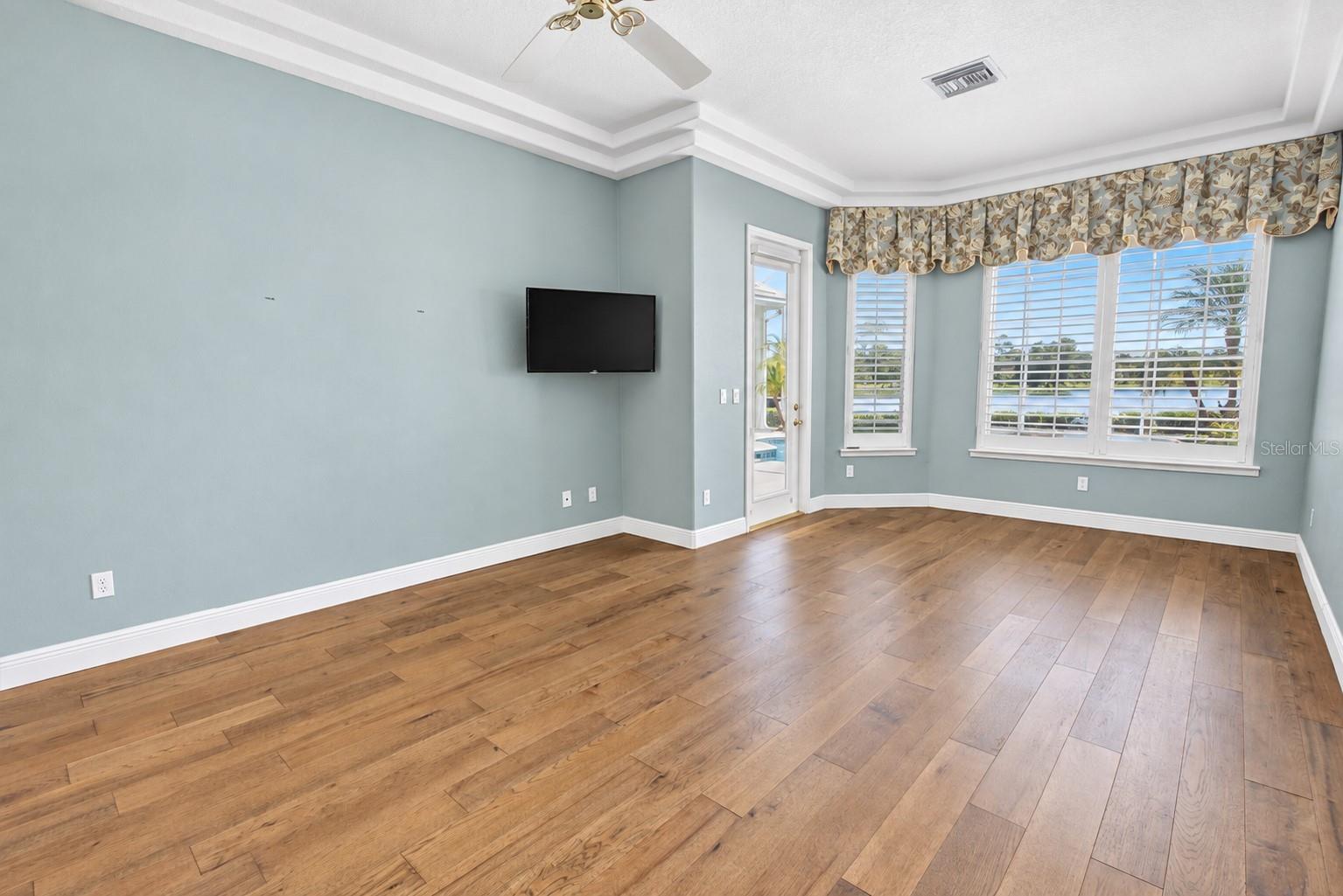269 Saddleworth Pl Property Photo 18