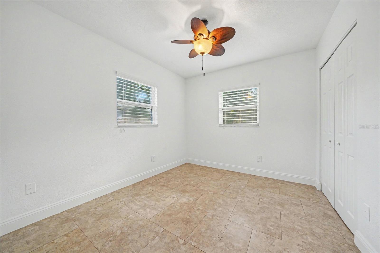 624 Fitzwalter Dr Property Photo 20