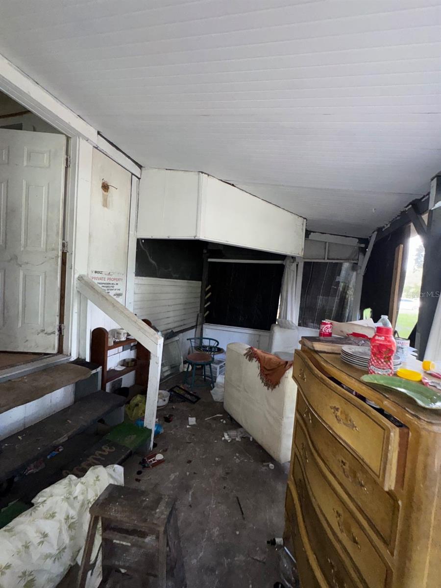 28148 Hibiscus Ave Property Photo 16