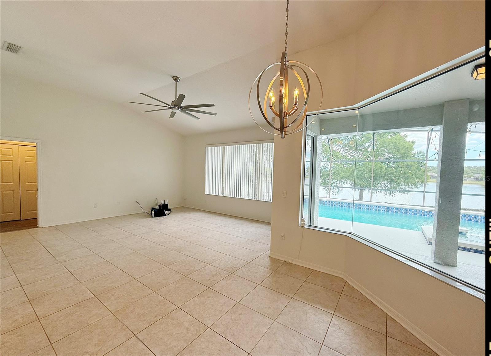 13535 Bluewater Cir Property Photo 8