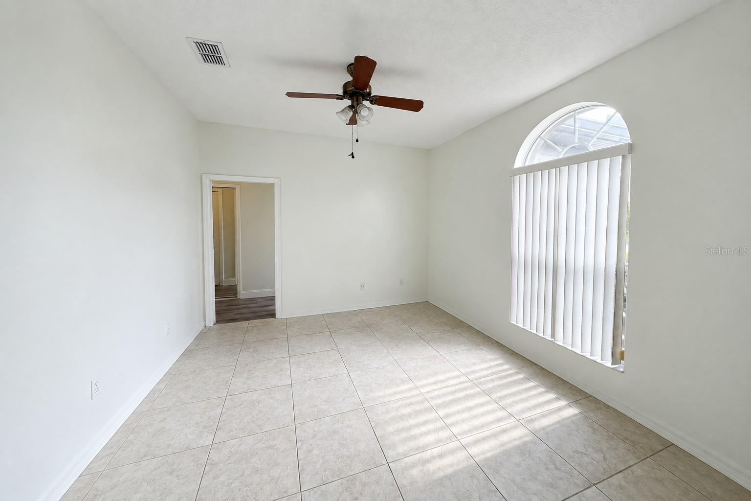 13535 Bluewater Cir Property Photo 10