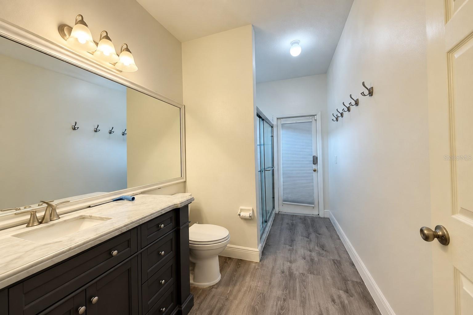 13535 Bluewater Cir Property Photo 17