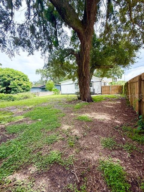 2215 Vine St Property Photo 30