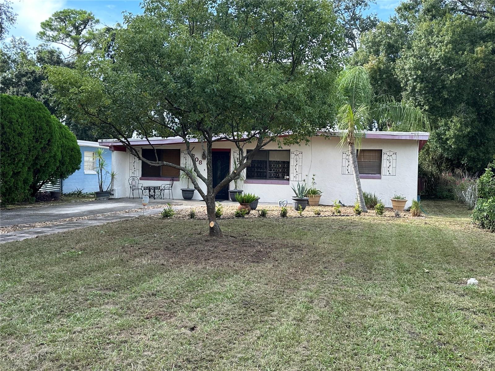 608 Dixie Ln Property Photo 1