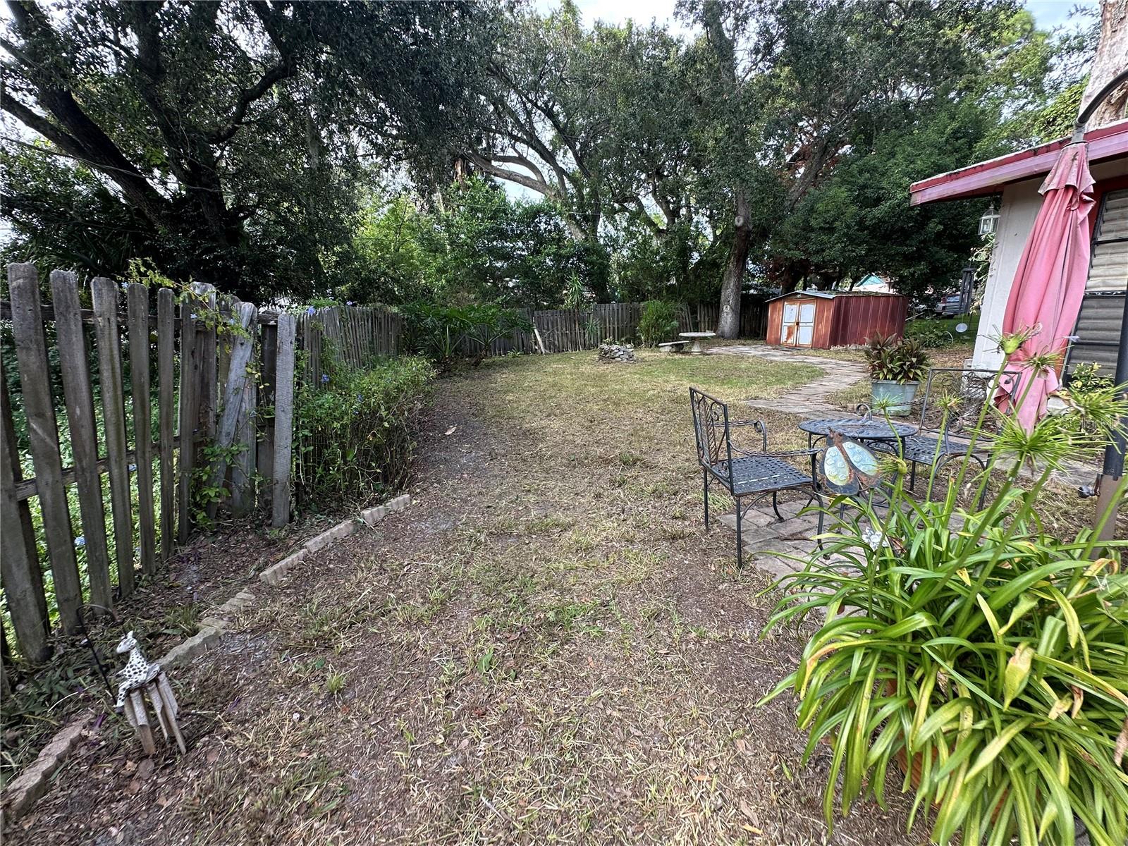 608 Dixie Ln Property Photo 11